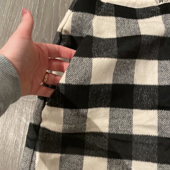 Loft plaid skirt ✨ - Picture 2 of 4